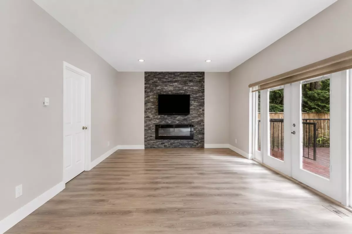 Dining Area Photo of 820 Seymour Boulevard, North Vancouver, BC