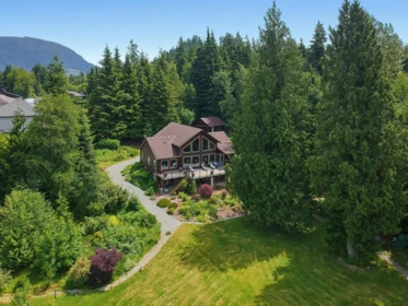 Aerial View of 34328 White Avenue, Mission, BC