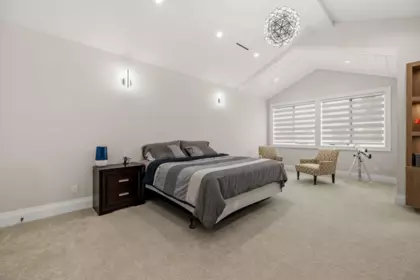 Basement Recreation Room Photo of 15689 106a Avenue, Surrey, BC