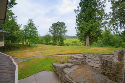Garden / Landscaping Photo of 9472 222 Street, Langley, BC