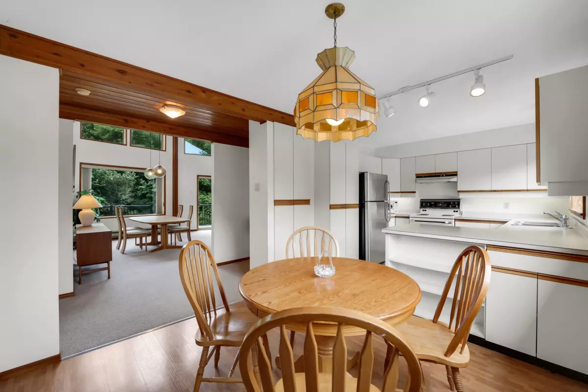 Dining Area Photo of 1464 Maple Crescent, Squamish, BC