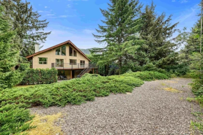 Outdoor Patio Photo of 1464 Maple Crescent, Squamish, BC