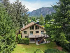 1464 Maple Crescent, Squamish, BC