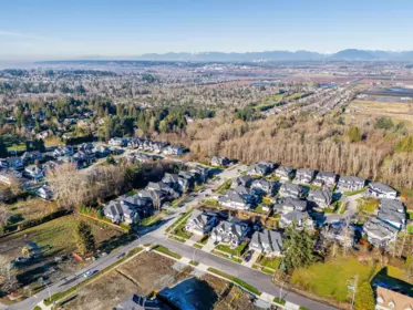 Fitness Center Photo Near 2856 165 Street, Surrey, BC