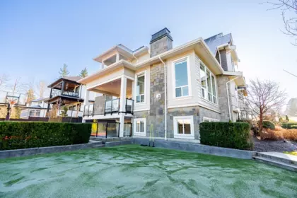 Garden / Landscaping Photo of 2856 165 Street, Surrey, BC