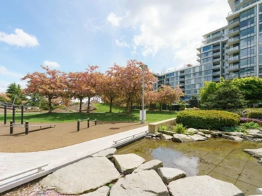 Backyard Photo of 925 8988 Patterson Road, Richmond, BC