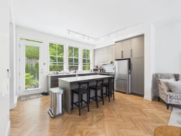 Kitchen Photo of 70 15898 27 Avenue, Surrey, BC