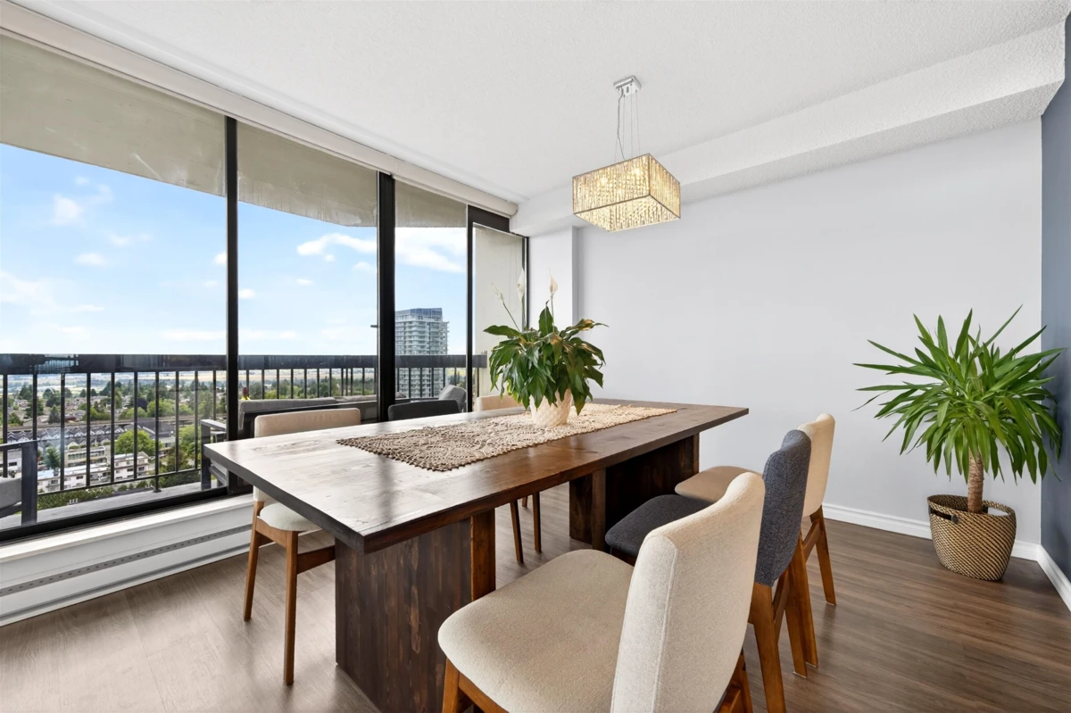 Dining Area Photo of 1903 6540 Burlington Avenue, Burnaby, BC
