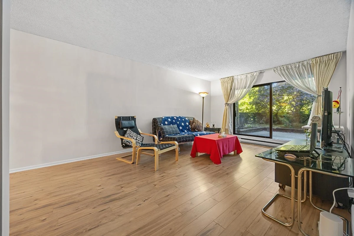 Dining Area Photo of 109 8231 Granville Avenue, Richmond, BC