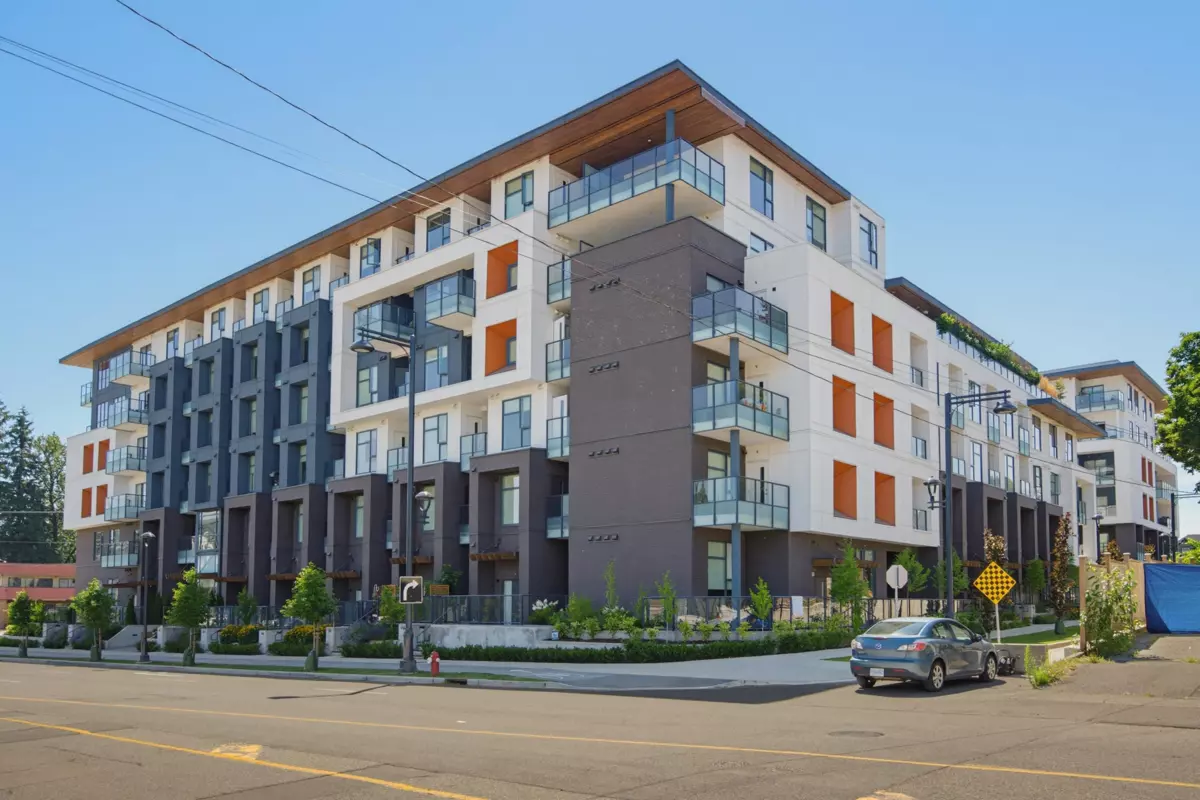 Exterior Rear Photo of E205 10829 140 Street, Surrey, BC
