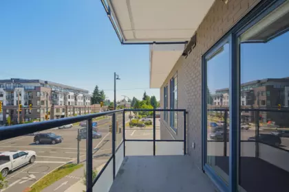 Hallway Photo of E205 10829 140 Street, Surrey, BC