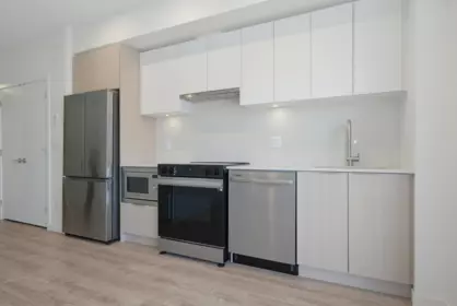 Kitchen Photo of E205 10829 140 Street, Surrey, BC