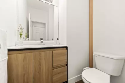 Guest Bathroom Photo of 24222 103 Avenue, Maple Ridge, BC