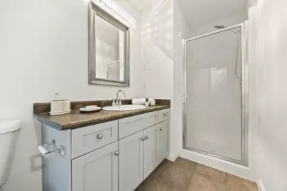 Walk-In Closet Photo of 24222 103 Avenue, Maple Ridge, BC