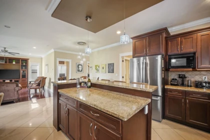 Kitchen Photo of 5528 189a Street, Surrey, BC