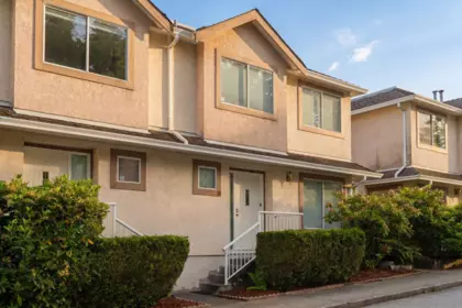 16 901 W 17th Street, North Vancouver, BC, North Vancouver — Townhouse for sale