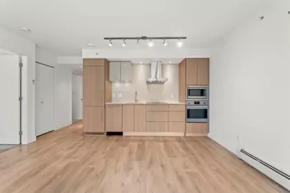 210 1788 Columbia Street, Vancouver, BC, Vancouver — Apartment/Condo for sale