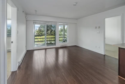 406 15735 Croydon Drive, Surrey, BC, Surrey — Apartment/Condo for sale