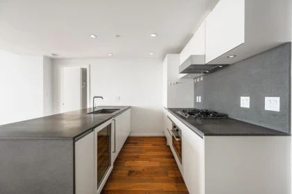 1705 8588 Cornish Street, Vancouver, BC, Vancouver — Apartment/Condo for sale
