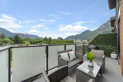 Breakfast Nook Photo of 206 39767 Government Road, Squamish, BC