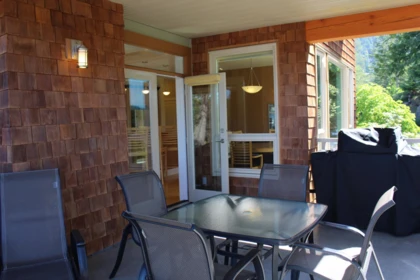 Loft / Bonus Room Photo of 18D 12849 Lagoon Road, Madeira Park, BC