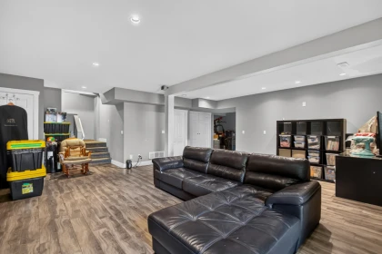 Staircase Photo of 13933 229b Street, Maple Ridge, BC