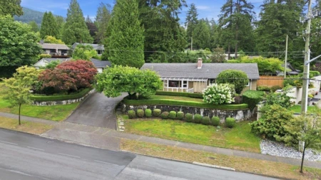 3250 Delbrook Avenue, North Vancouver, BC, North Vancouver — Single Family Residence for sale