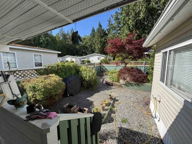 Kitchen Island Photo of 32 5575 Mason Road, Sechelt, BC
