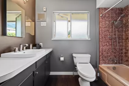 Guest Bathroom Photo of 3883 Delbrook Avenue, North Vancouver, BC