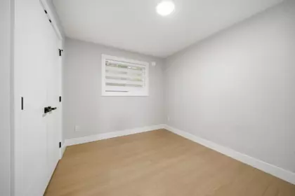 Entry Foyer Photo of 102 5745 172 Street, Surrey, BC