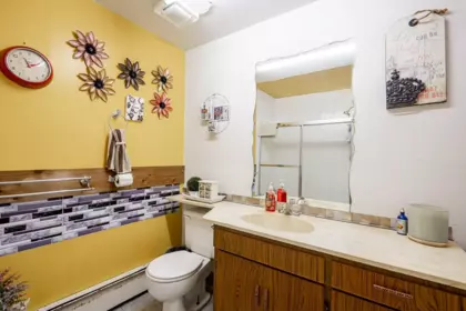Hallway Photo of 10956 128a Street, Surrey, BC