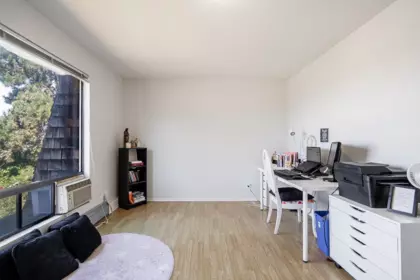 Walk-In Closet Photo of 10956 128a Street, Surrey, BC