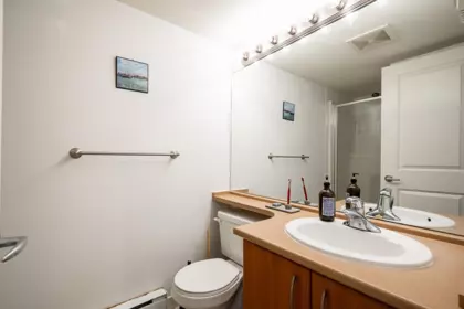 Hallway Photo of 117 5700 Andrews Road, Richmond, BC
