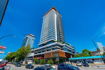 2001 1045 Austin Avenue, Coquitlam, BC, Coquitlam — Apartment/Condo for sale