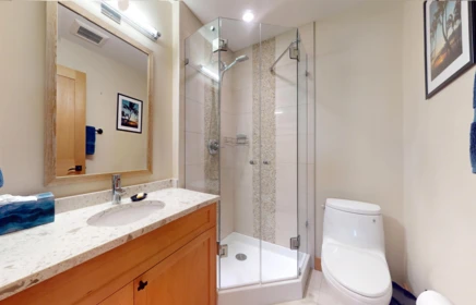 Hallway Photo of 11 2556 Snowridge Crescent, Whistler, BC