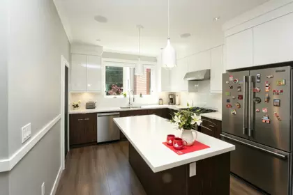 Kitchen Island Photo of 48 1670 160 Street, Surrey, BC
