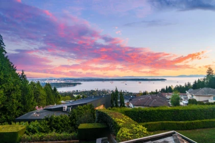 1626 Pinecrest Drive, West Vancouver, BC, West Vancouver — Single Family Residence for sale