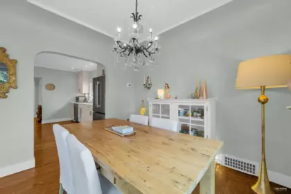Breakfast Nook Photo of 1220 Braeside Street, West Vancouver, BC