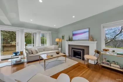 1220 Braeside Street, West Vancouver, BC, West Vancouver — Single Family Residence for sale