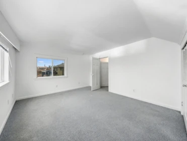 Guest Bathroom Photo of 122 W 17th Avenue, Vancouver, BC