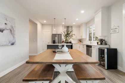 Kitchen Island Photo of 22 6262 Rexford Drive, Chilliwack, BC
