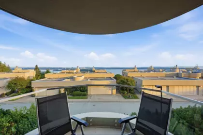 Outdoor Deck Photo of 2343 Folkestone Way, West Vancouver, BC