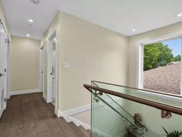 Powder Room Photo of 636 Cassiar Street, Vancouver, BC