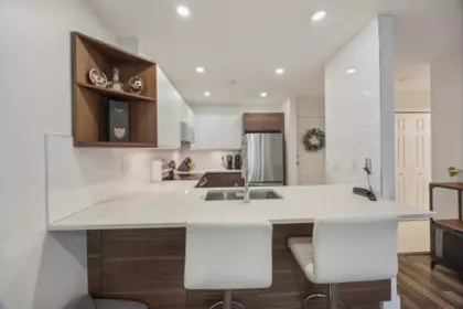 Breakfast Nook Photo of 205 7465 Sandborne Avenue, Burnaby, BC