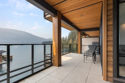 Kitchen Photo of 205 3175 Columbia Valley Road, Cultus Lake, BC