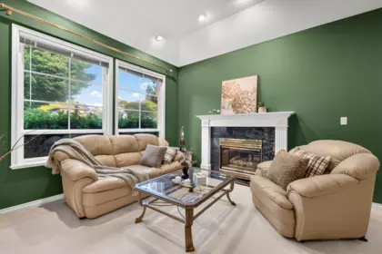 Family Room Photo of 1903 144th Street, Surrey, BC