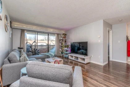 415 365 Ginger Drive, New Westminster, BC, New Westminster — Apartment/Condo for sale