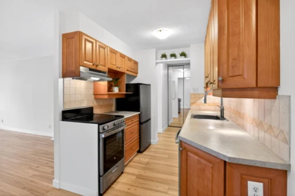 1306 2016 Fullerton Avenue, North Vancouver, BC, North Vancouver — Apartment/Condo for sale