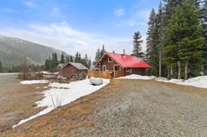 20805 Mt Downing Road, Mission, BC, Mission — Single Family Residence for sale