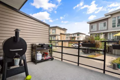 Front Yard Photo of 16 8413 Midtown Way, Chilliwack, BC